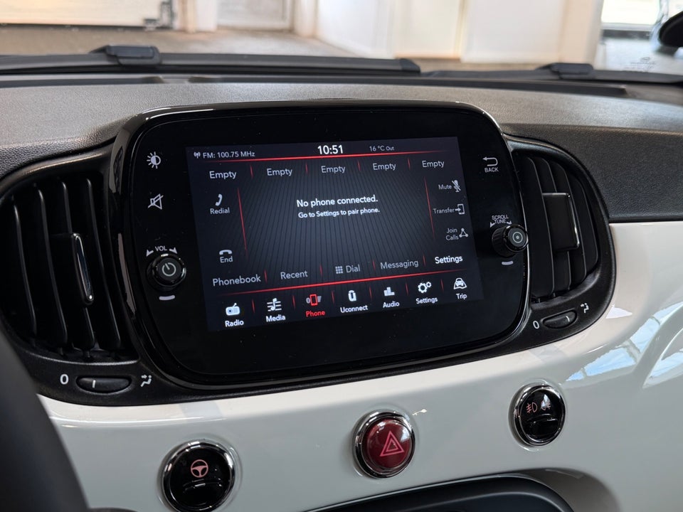 Fiat 500 1,0 Hybrid Dolcevita 3d