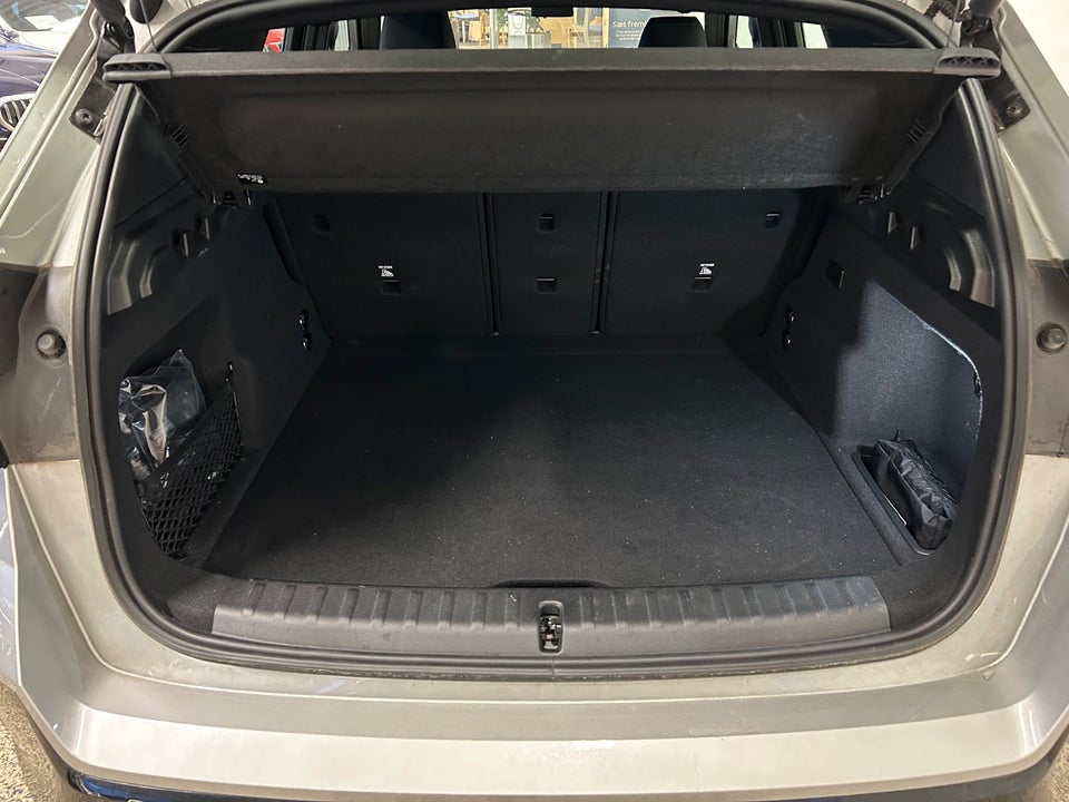 BMW iX1 xDrive30 Fully Charged M-Sport 5d