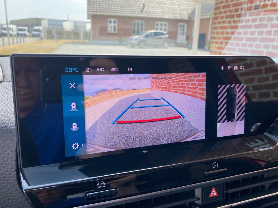 Citroën ë-C4 X 50 Palais Sky 4d