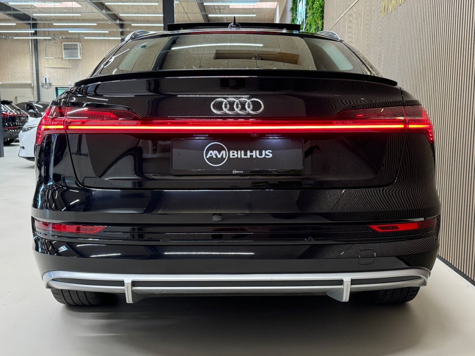 Audi e-tron 55 S-line Sportback quattro 5d