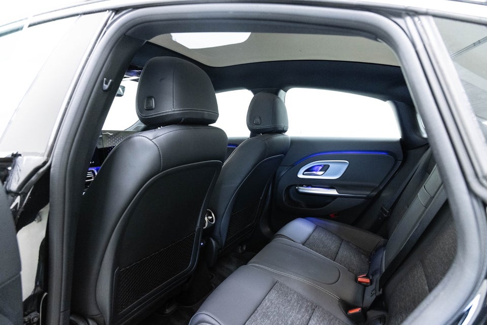 Mercedes CLA250+ electric Progressive Advance Plus 4d
