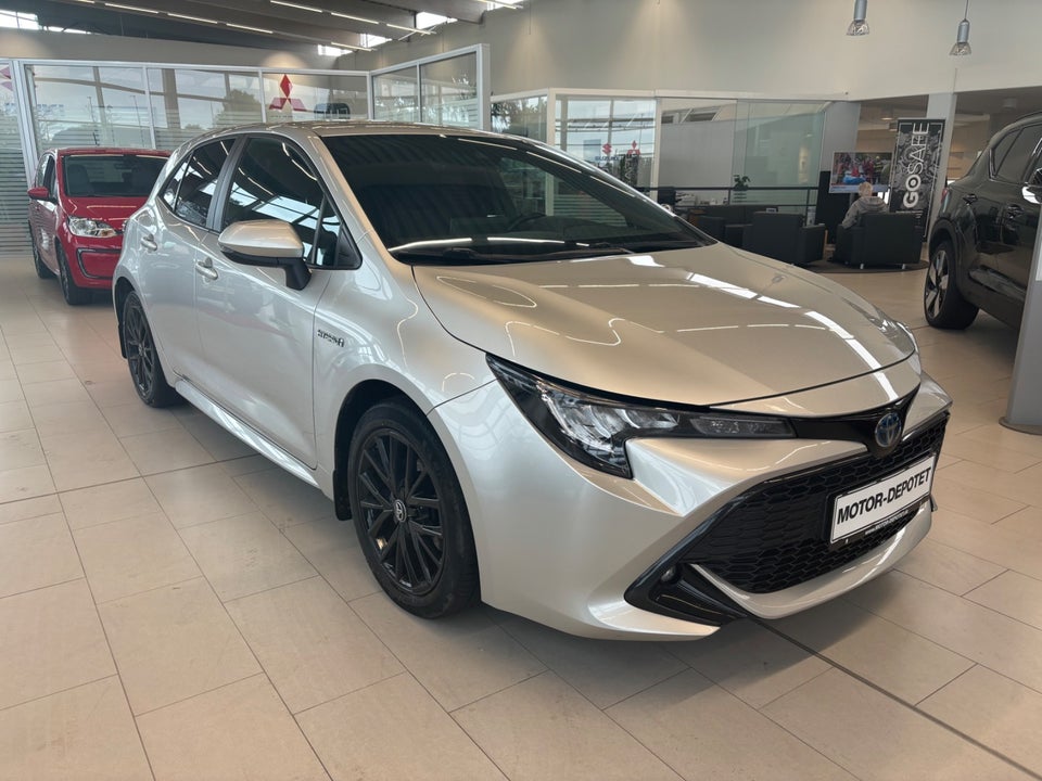 Toyota Corolla 2,0 Hybrid H3 Smart MDS 5d