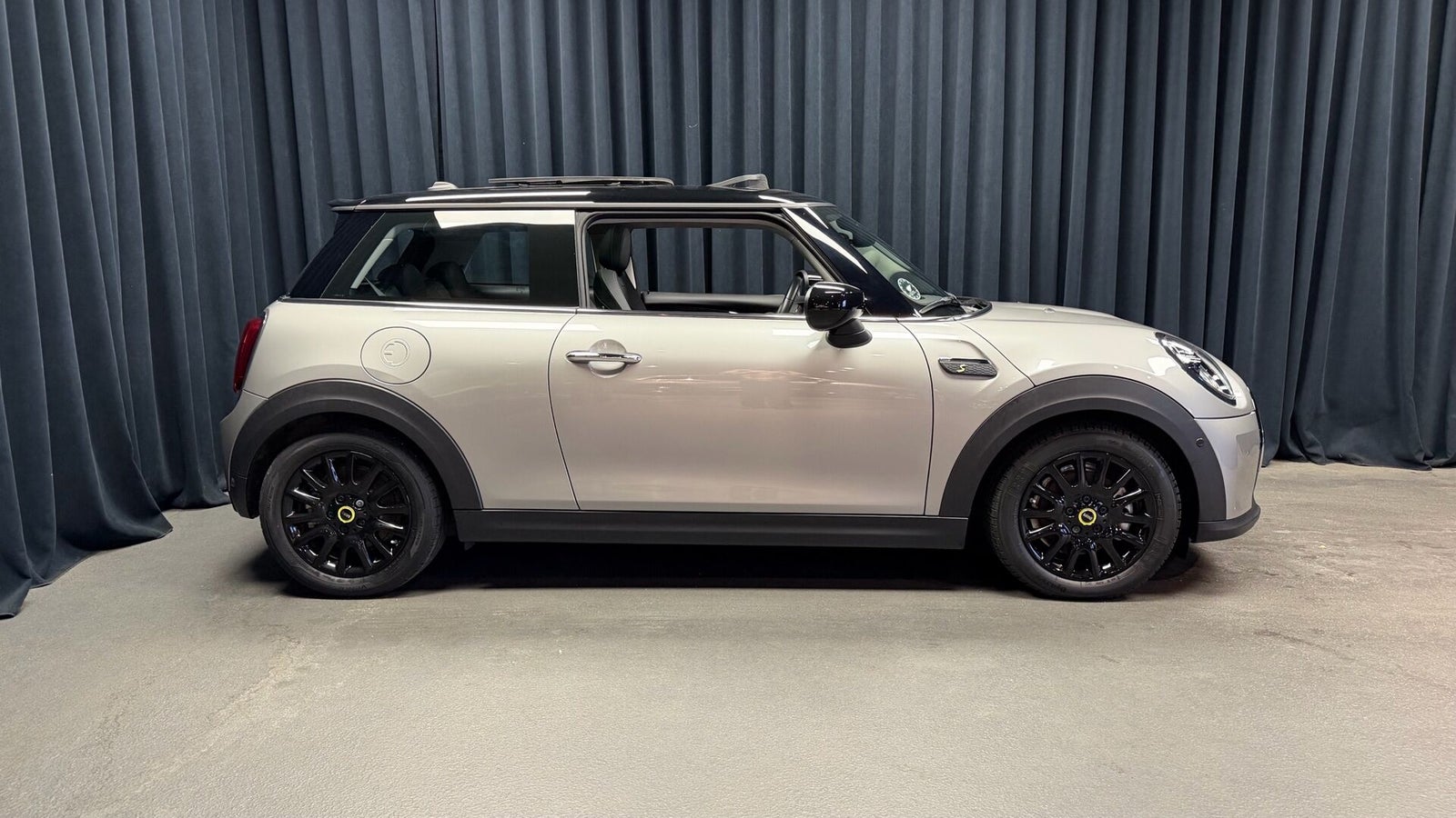 MINI Cooper SE Edition Premium Plus 3d