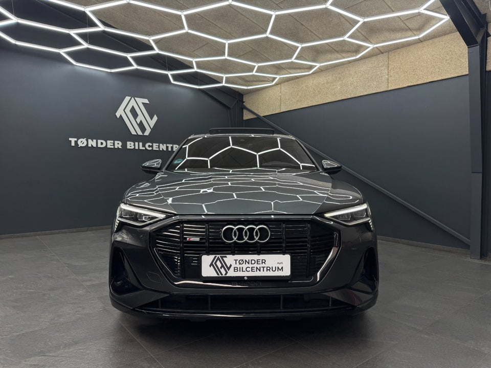 Audi e-tron 55 S-line Sportback quattro 5d