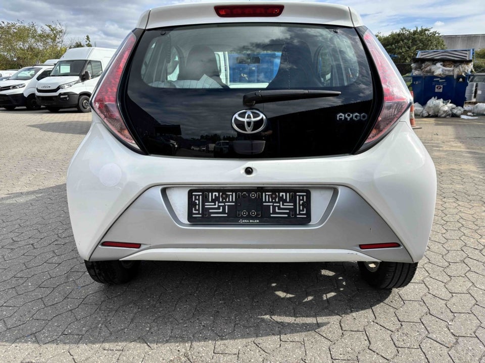 Toyota Aygo 1,0 VVT-i x-change 5d