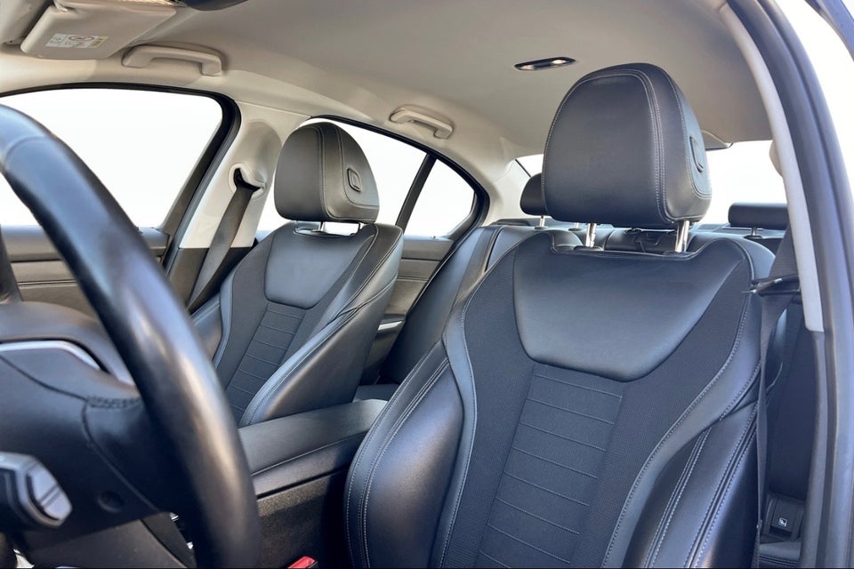 BMW 330e 2,0 Sport Line aut. 4d