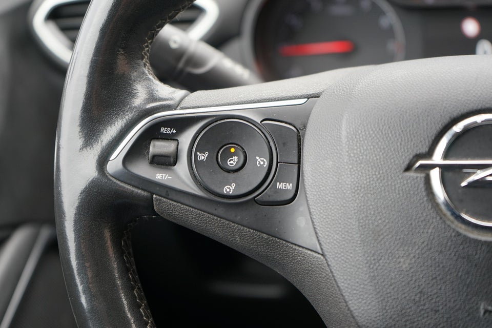 Opel Crossland 1,2 T 130 First Edition aut. Van 5d