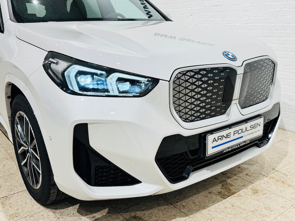 BMW iX1 eDrive20 M-Sport 5d