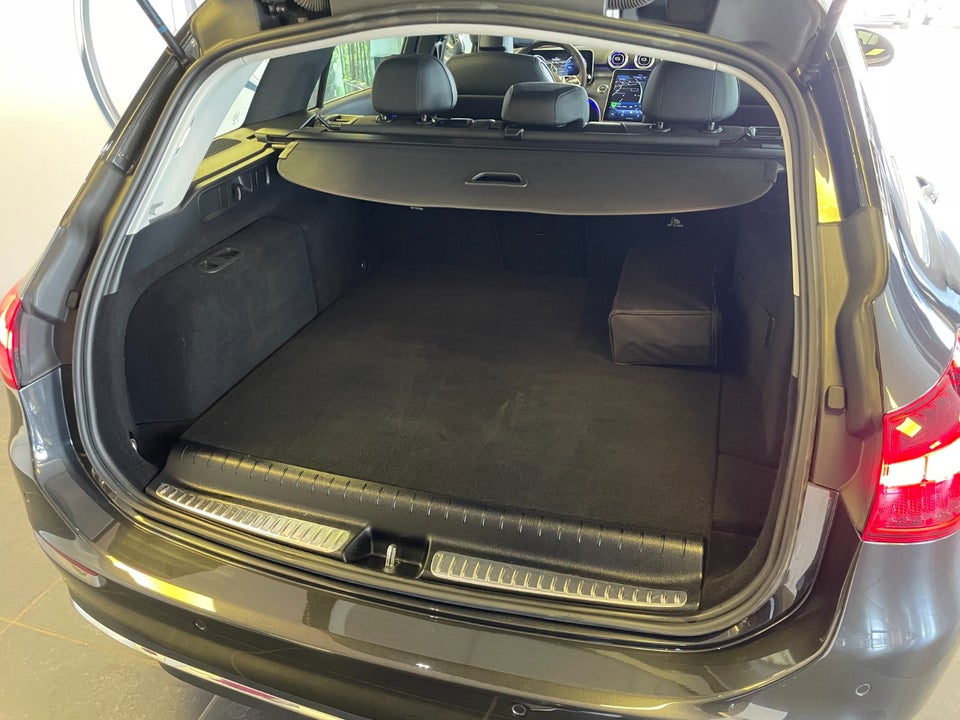 Mercedes C300 e 2,0 Advantage stc. aut. 5d