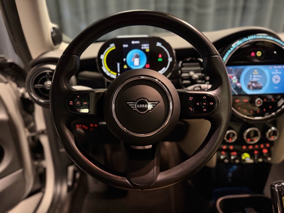 MINI Cooper SE Edition Premium Plus 3d