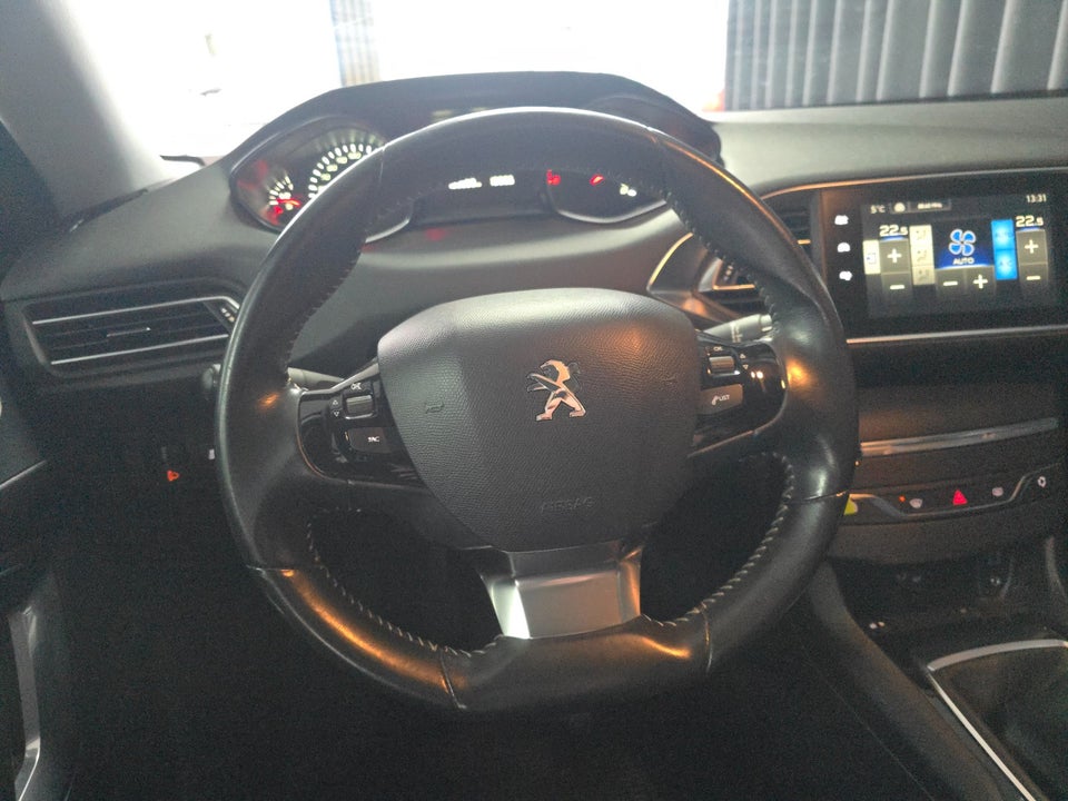 Peugeot 308 1,6 HDi 92 Active 5d