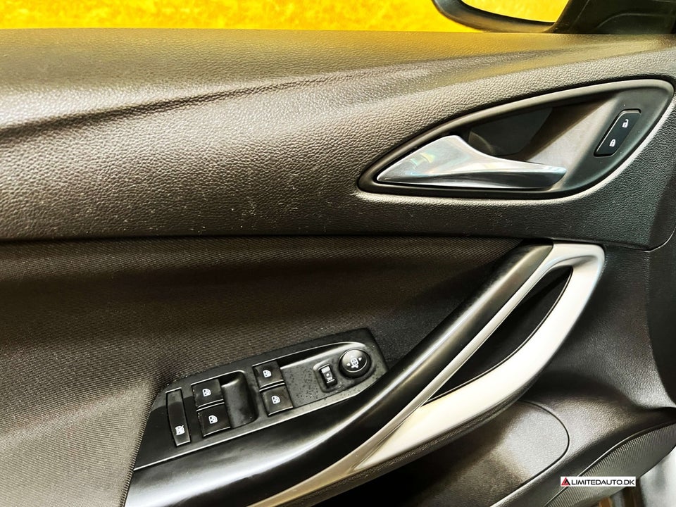 Opel Astra 1,6 CDTi 136 Enjoy Sports Tourer 5d