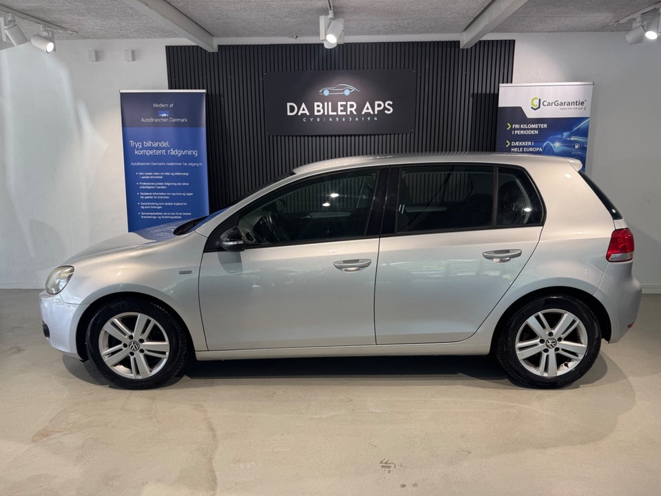 VW Golf VI 1,6 TDi 105 BlueMotion 5d