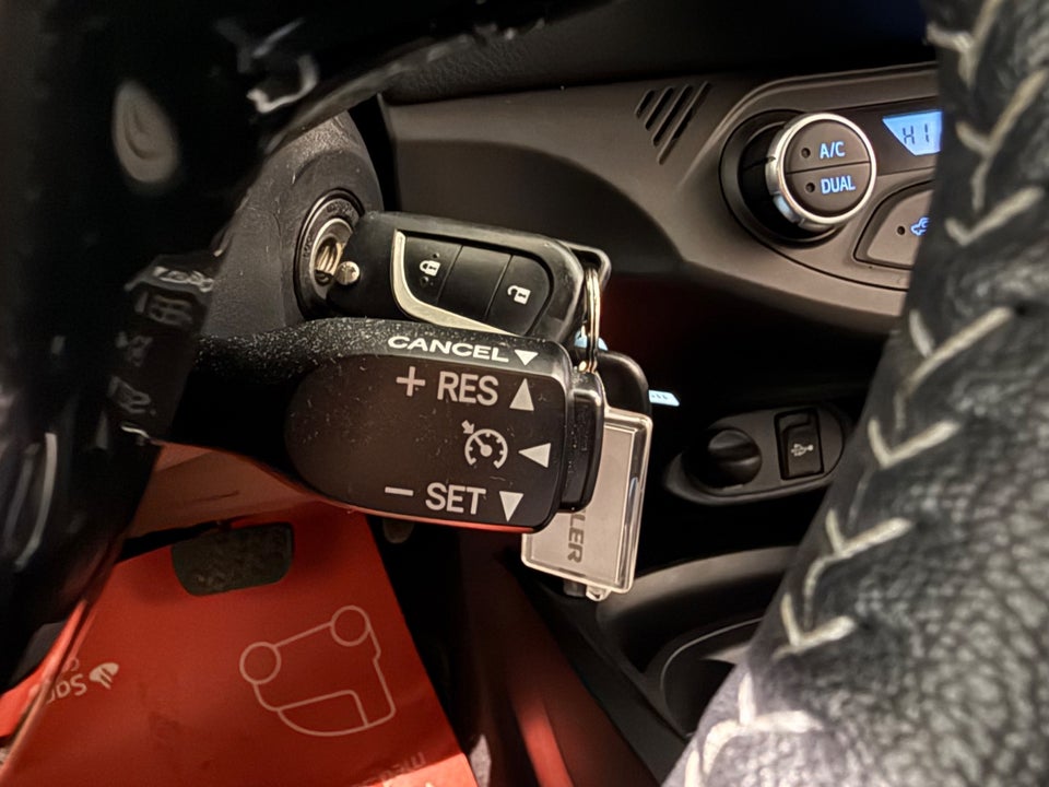 Toyota Yaris 1,5 Hybrid H2 Premium e-CVT 5d