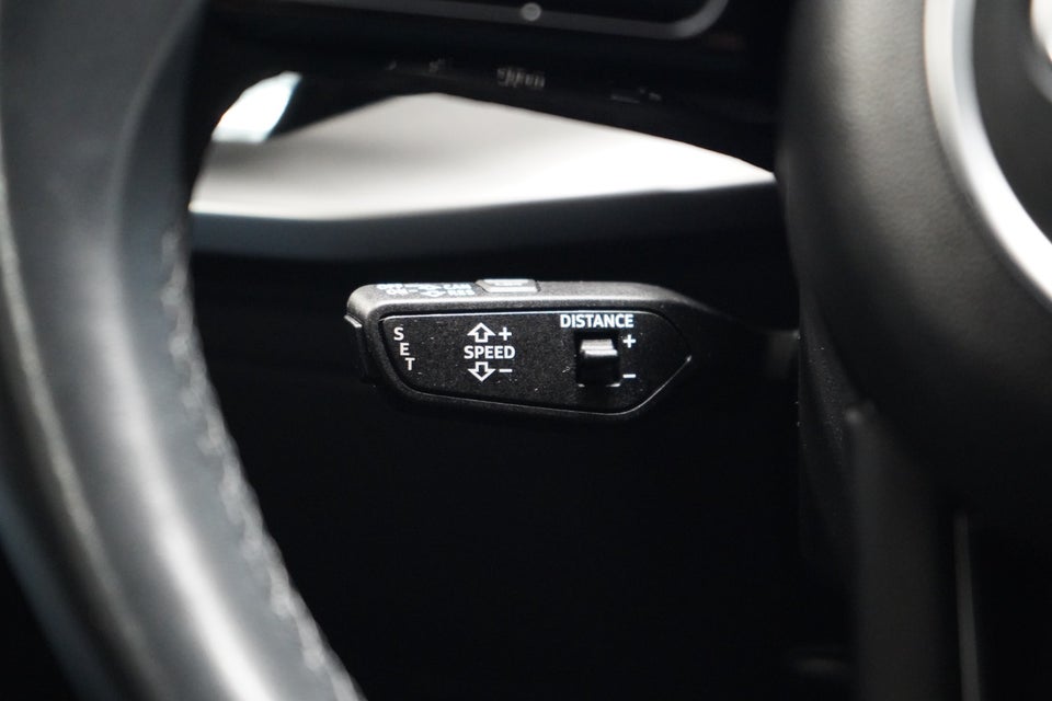 Audi A3 40 TFSi e Advanced Sportback S-tr. 5d