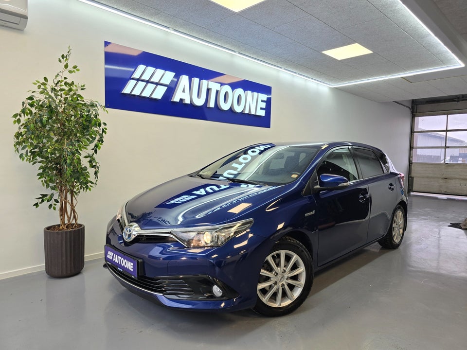 Toyota Auris 1,8 Hybrid H2 Comfort CVT 5d