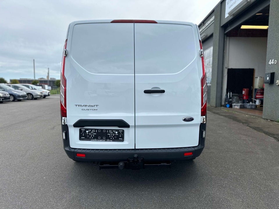 Ford Transit Custom 310L 2,2 TDCi 155 Limited Van 5d