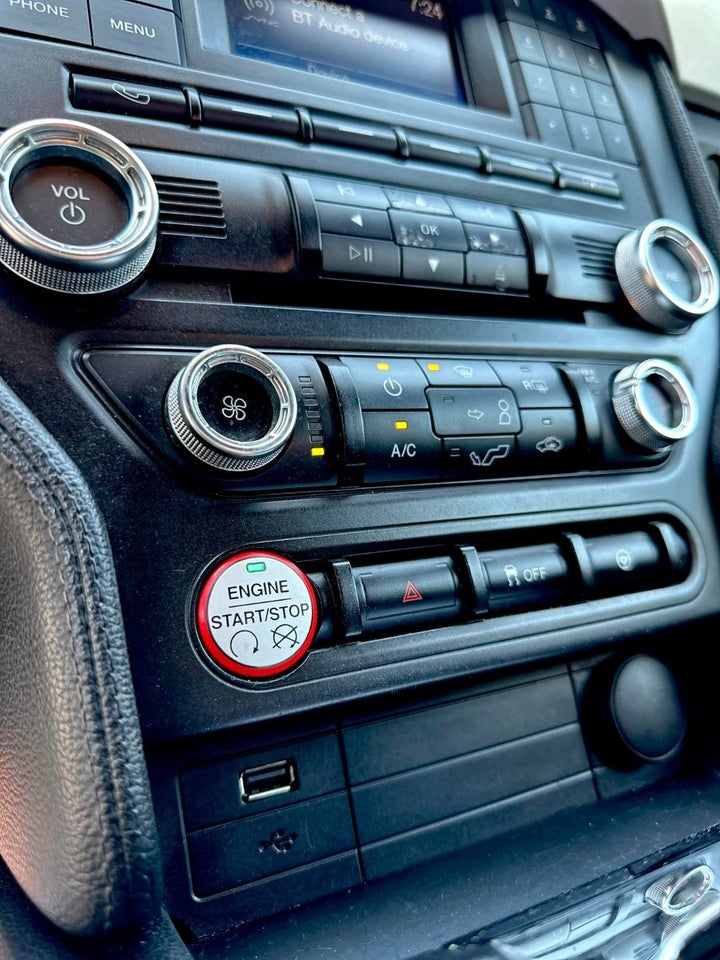 Ford Mustang 3,7 GT Fastback aut. 2d