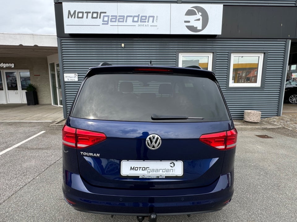 VW Touran 1,6 TDi 115 IQ.Drive DSG 7prs 5d