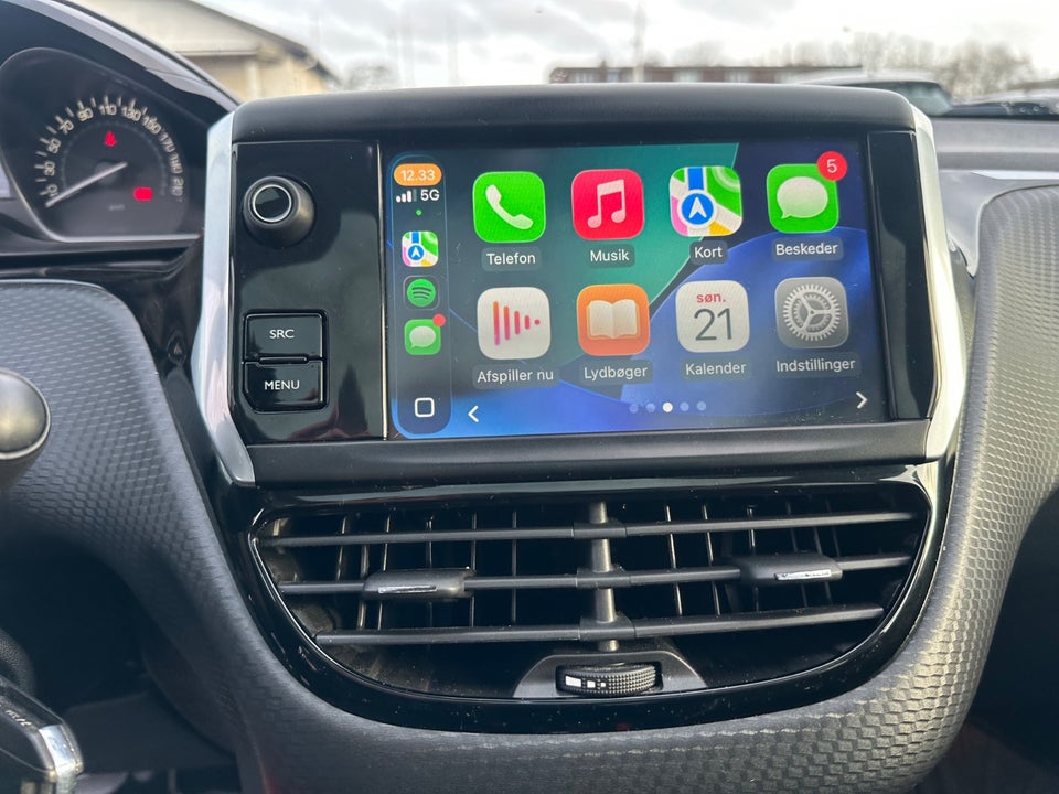 Peugeot 208 1,2 VTi 82 Signature Sky 5d