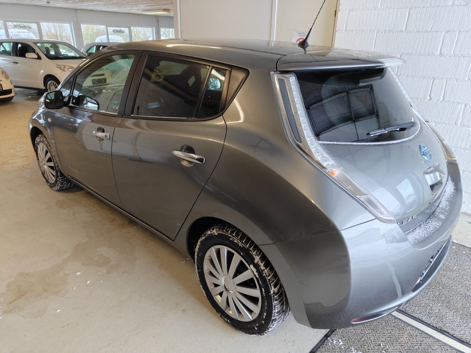 Nissan Leaf 24 Tekna 5d