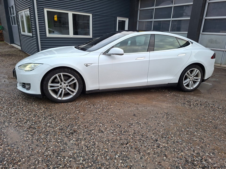 Tesla Model S 85D 5d