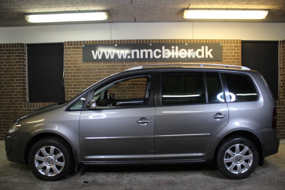 VW Touran 2,0 TDi 140 Highline Van 5d