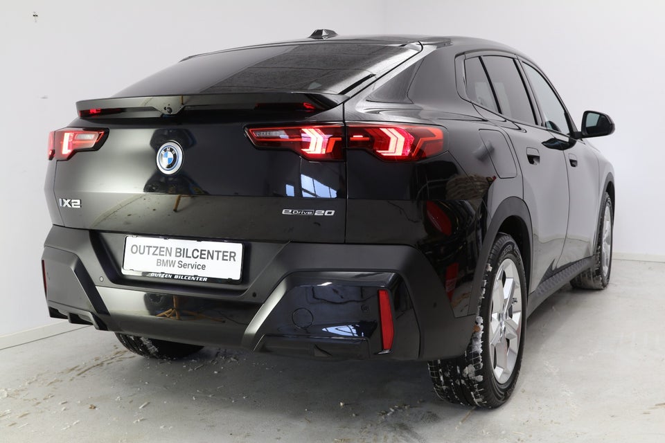 BMW iX2 eDrive20 5d
