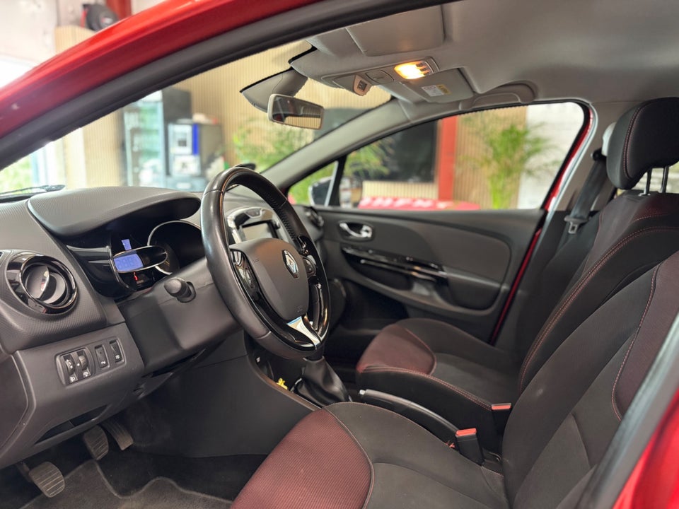 Renault Clio IV 0,9 TCe 90 Formula Edition Sport Tourer 5d