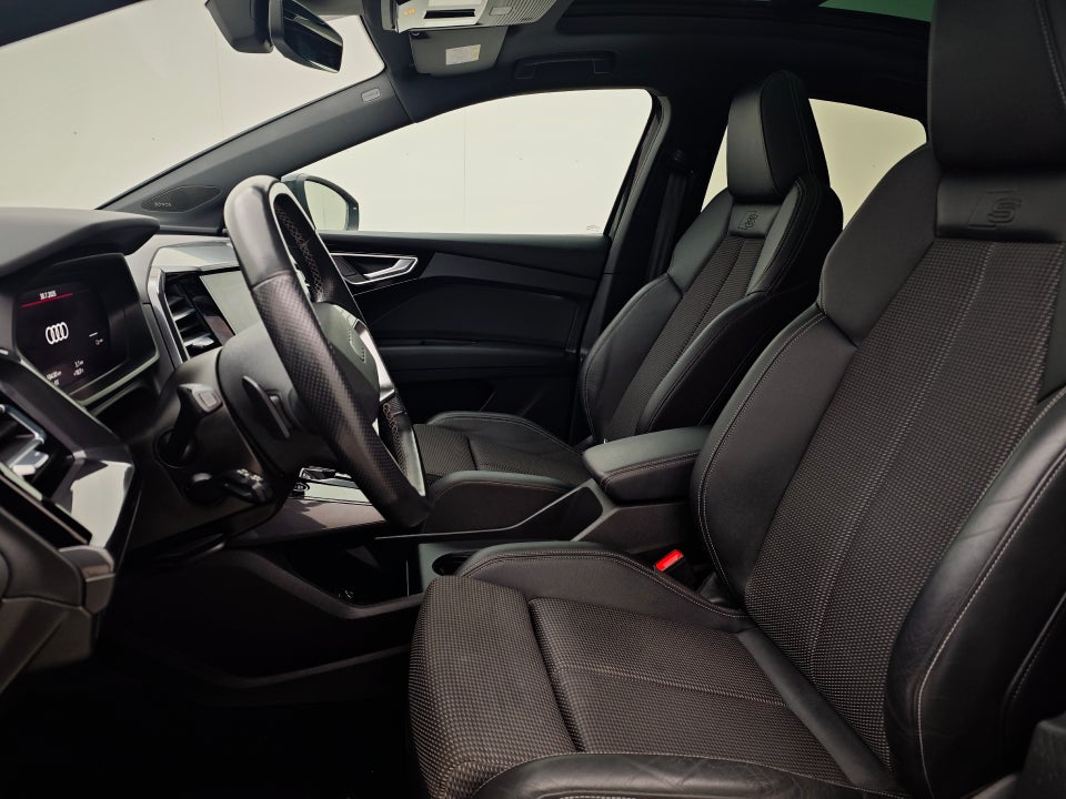 Audi Q4 e-tron 40 S-line Sportback 5d