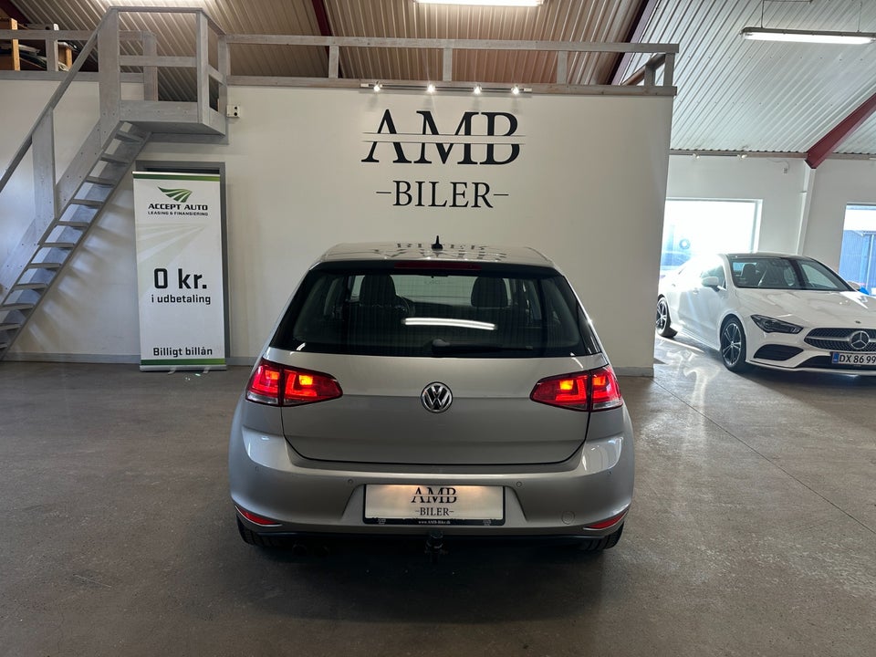 VW Golf VII 2,0 TDi 150 Comfortline DSG BMT 5d