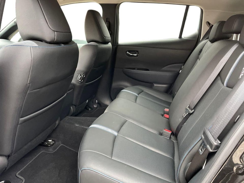 Nissan Leaf 40 Tekna 5d