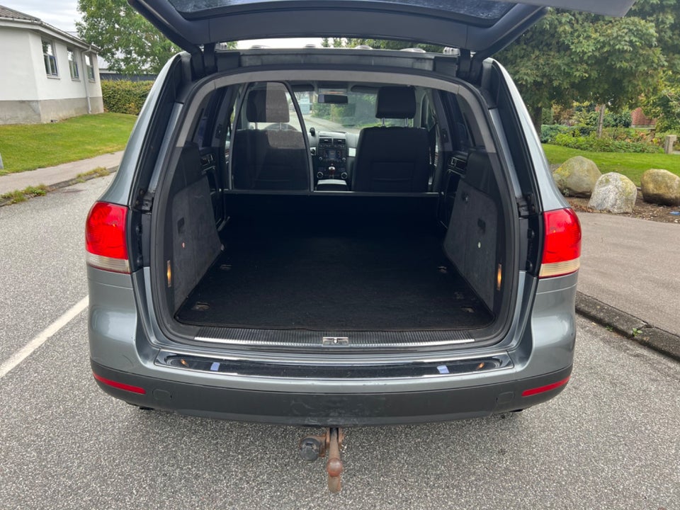 VW Touareg 2,5 TDi 4Motion Van 5d