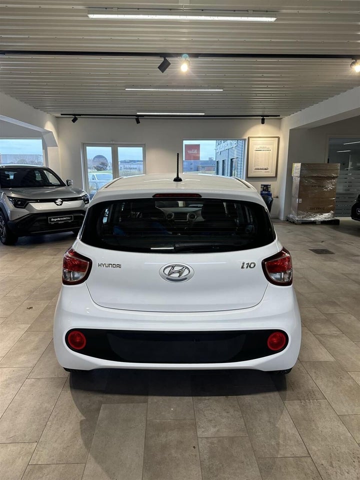 Hyundai i10 1,0 Touch 5d
