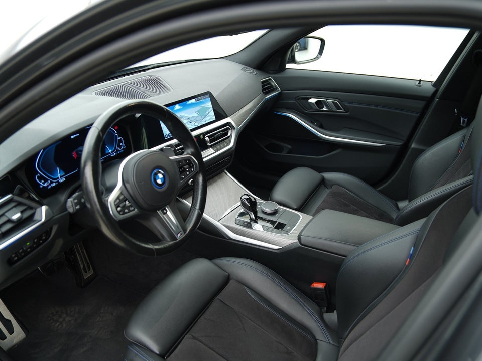 BMW 330e 2,0 Touring M-Sport aut. 5d