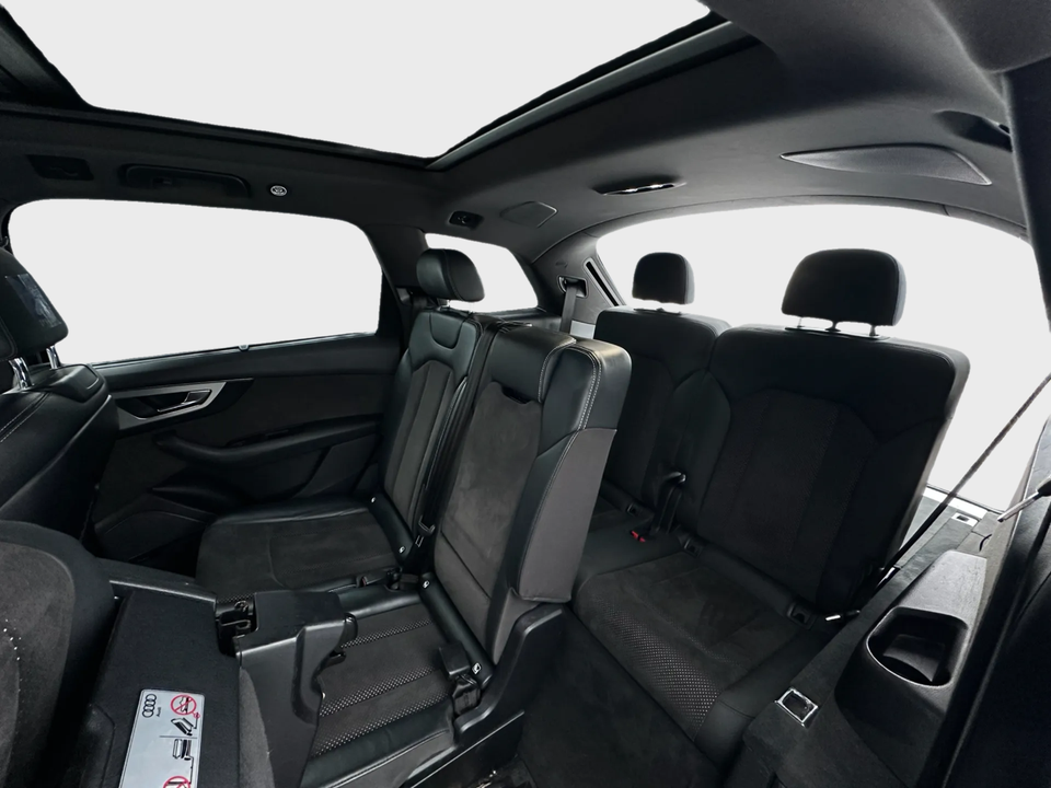 Audi Q7 3,0 TDi 272 S-line quattro Tiptr. 7prs 5d