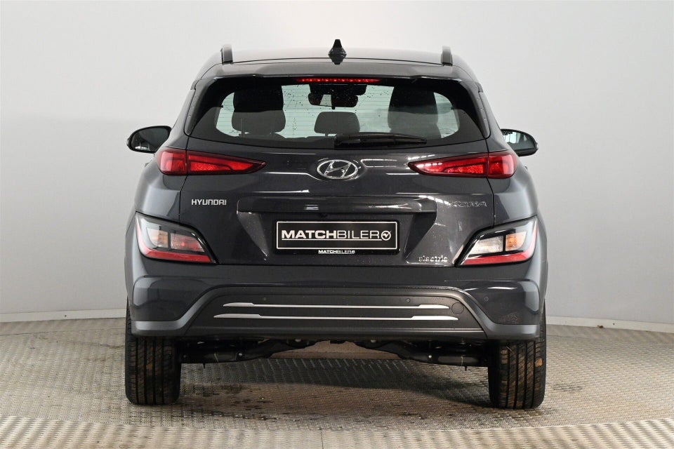 Hyundai Kona 64 EV Essential 5d