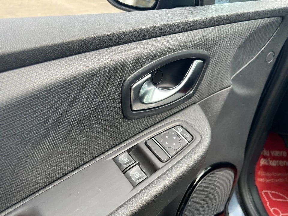 Renault Clio IV 0,9 TCe 90 Zen 5d