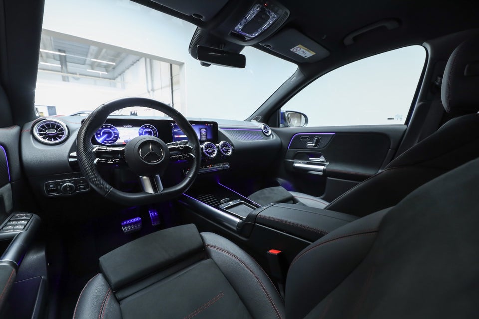 Mercedes EQA350 AMG Line Premium 4Matic 5d