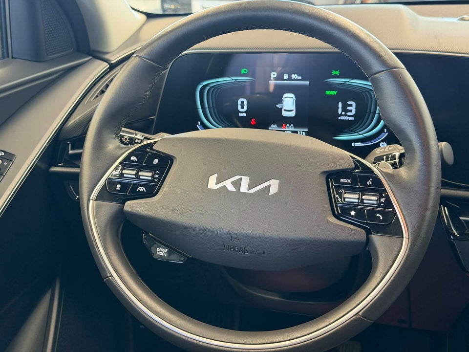 Kia Niro 1,6 PHEV Prestige DCT 5d