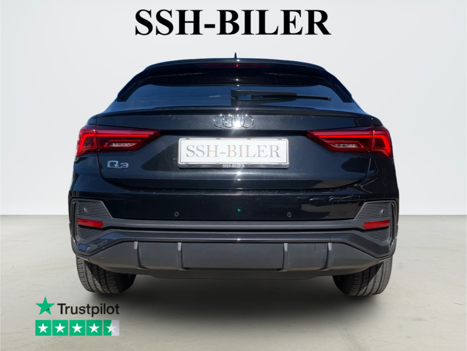 Audi Q3 45 TFSi e Attitude plus S-tr. 5d