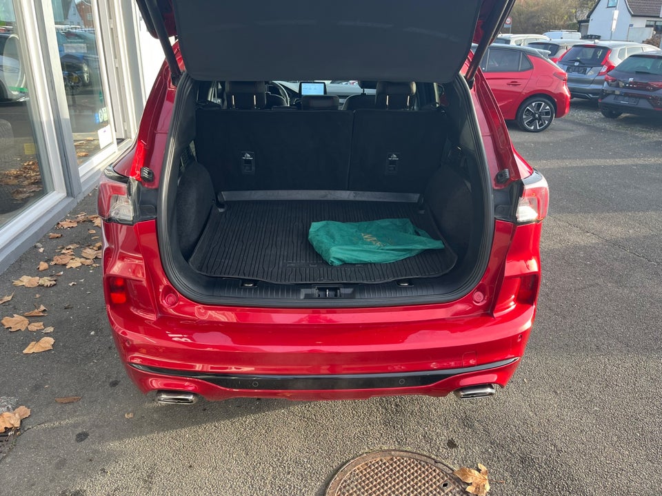 Ford Kuga 2,5 PHEV ST-Line X CVT 5d