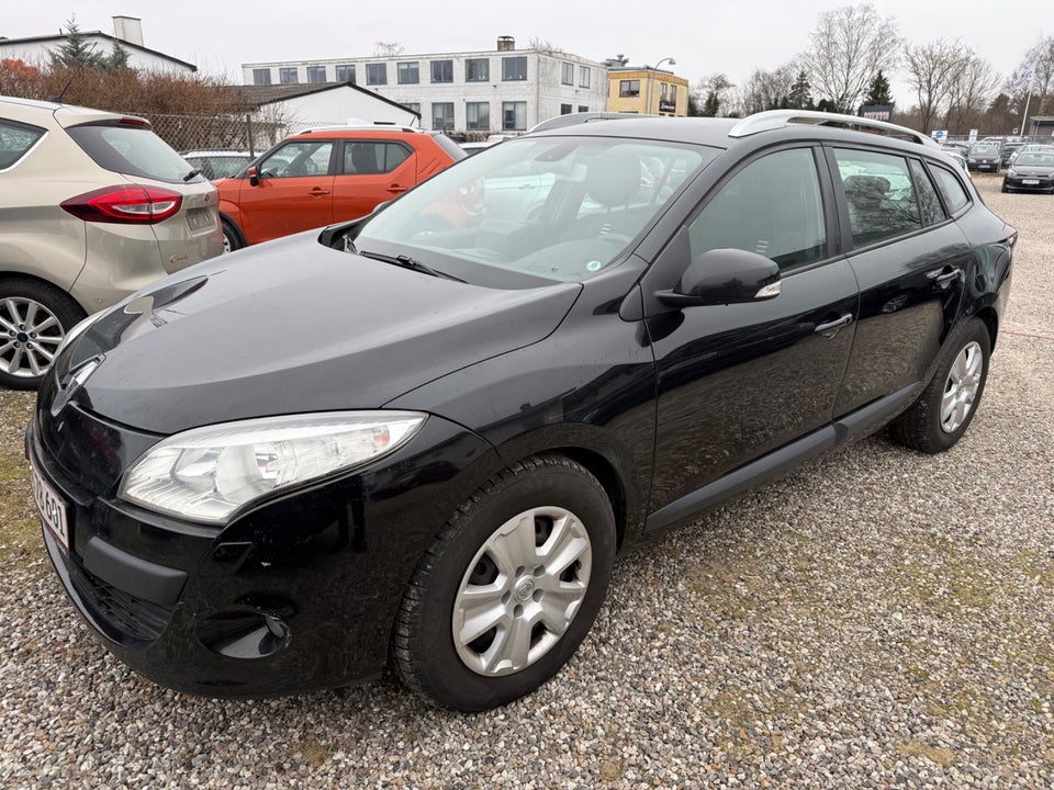 Renault Megane III 1,5 dCi 110 Expression Sport Tourer aut. 5d
