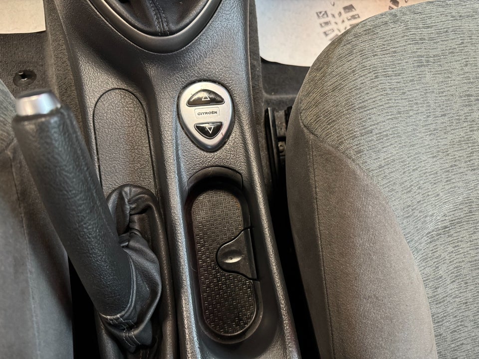 Citroën C5 1,8i 16V Elegance 5d