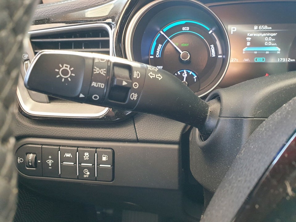 Kia Ceed 1,6 PHEV Prestige SW DCT 5d