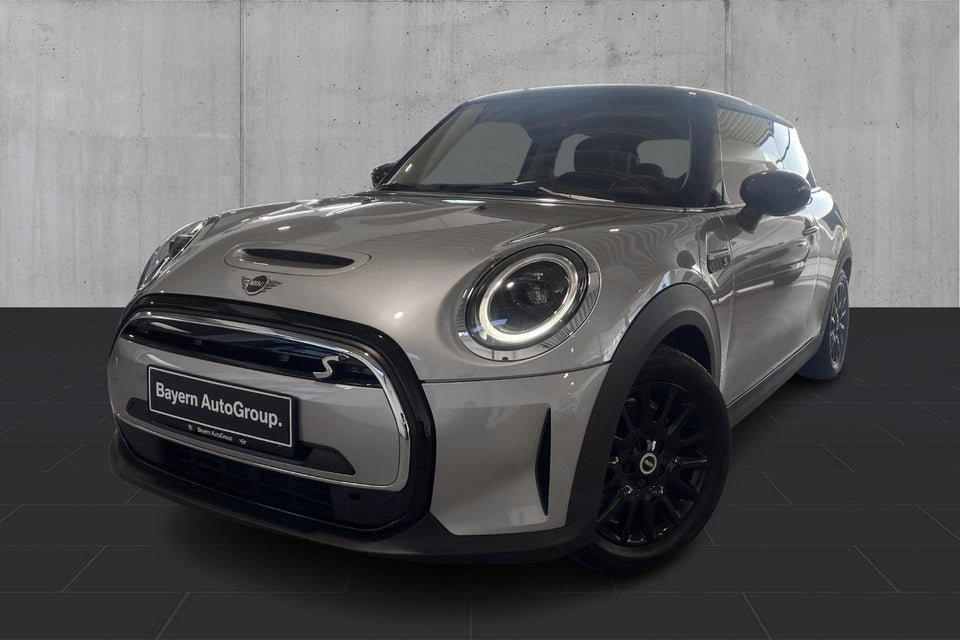 MINI Cooper SE Classic Trim 3d