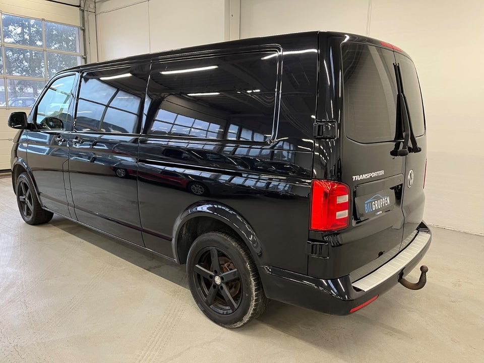 VW Transporter 2,0 TDi 204 Kassevogn DSG lang