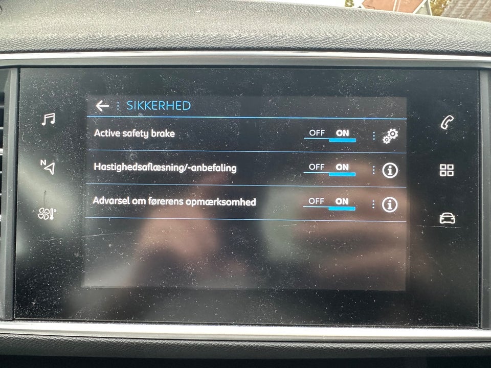 Peugeot 308 1,5 BlueHDi 130 Style 5d