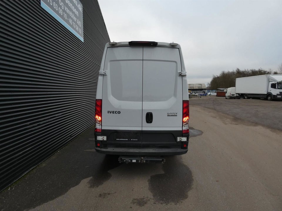 Iveco Daily 3,0 35C18 12m³ Van AG8