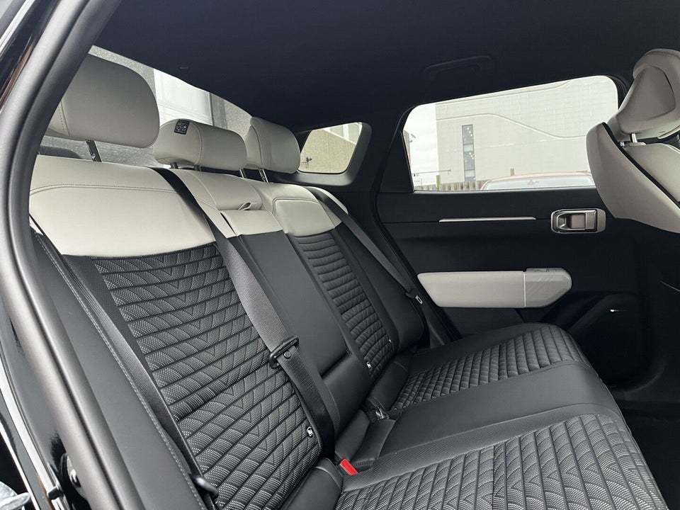 Kia EV4 81 Long Range Upgrade Fastback 4d